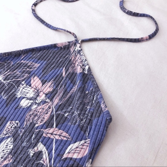 Tropical Flower Ribbed Tight Halter Top - Picture 2 of 8